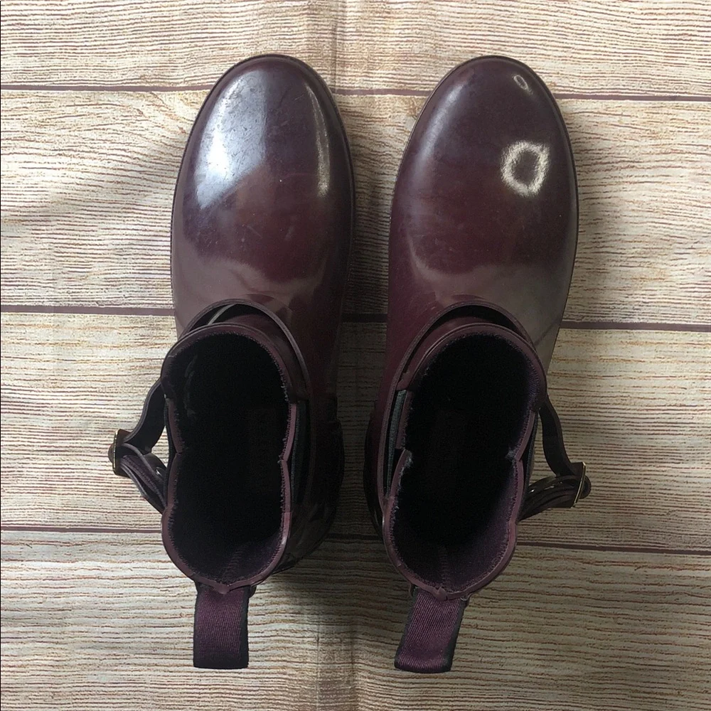 Hunter elegant burgundy